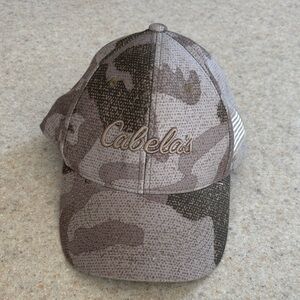 Cabela's Gray and Brown Camouflage Cap